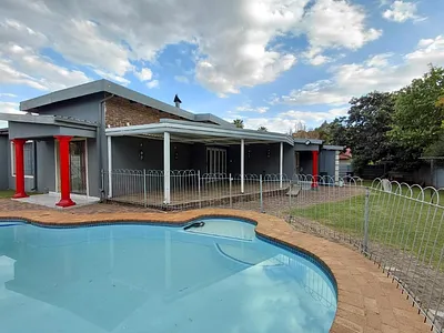 4 Bedroom House For Sale in Boksburg - img