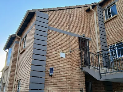 2 Bedroom Apartment For Sale in Centurion - img