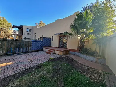 1 Bedroom Apartment To Rent in Randburg - jpeT.webp