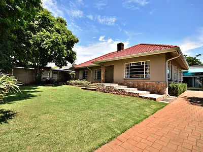 3 Bedroom House For Sale in Johannesburg - GjAr.webp