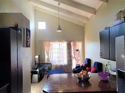 2 Bedroom Apartment For Sale in Benoni - WEwv.webp