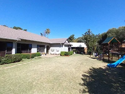 4 Bedroom House For Sale in Sunward Park, Boksburg - MBbW.webp