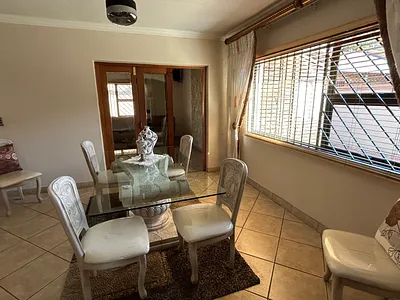 3 Bedroom House For Sale in Mackenzie Park, Benoni - FzC2.webp