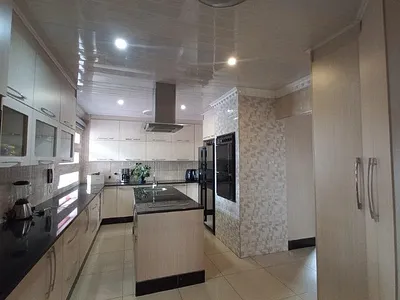 4 Bedroom House For Sale in Sunward Park, Boksburg - H2pA.webp