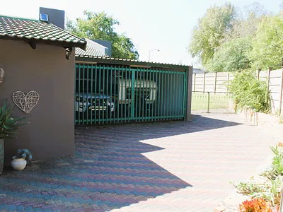 4 Bedroom House For Sale in Sasolburg - FThZ.webp