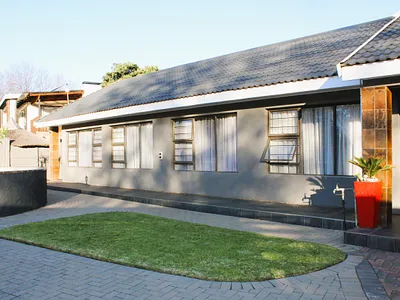 4 Bedroom House For Sale in Sasolburg - AcyG.webp