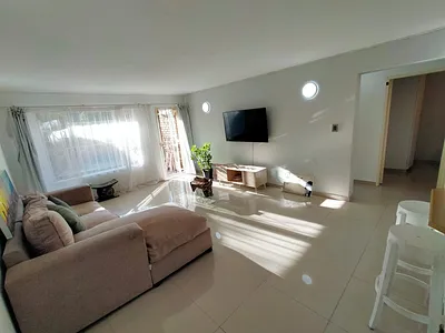 2 Bedroom Apartment For Sale in Randburg - A69W.webp