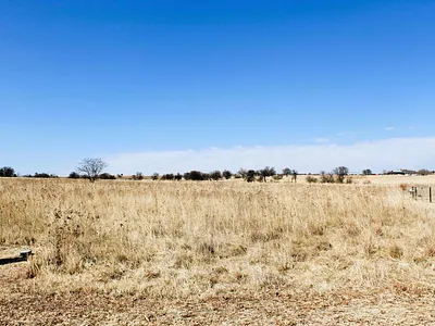 Vacant Land For Sale in Parys - IrLa.webp