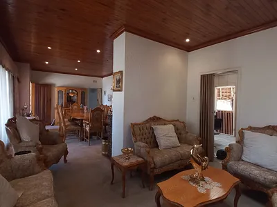 4 Bedroom House For Sale in Germiston - cEZk.webp