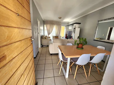 1 Bedroom Apartment For Sale in Randburg - qaKu.webp