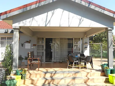 2 Bedroom House For Sale in Parys - KIqM.webp