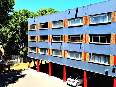 1 Bedroom Apartment For Sale in Johannesburg - atCp.webp