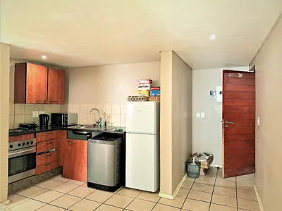 2 Bedroom Apartment For Sale in Johannesburg - cLfj.webp