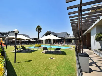 2 Bedroom Apartment For Sale in Randburg - 7uCj.webp