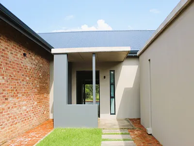 4 Bedroom House For Sale in Parys - v76m.webp