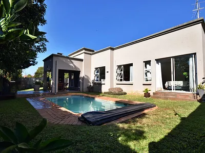 3 Bedroom Townhouse For Sale in Randburg - NisJ.webp