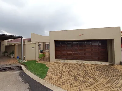 3 Bedroom House For Sale in Boksburg - 1r3L.webp