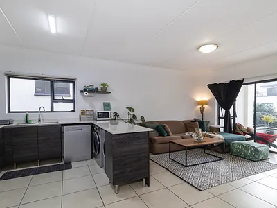2 Bedroom Apartment For Sale in Edenvale - drR7.webp