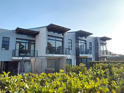 3 Bedroom Townhouse For Sale in Benoni - p7Hm.webp