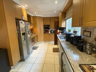 4 Bedroom House For Sale in Boksburg - m8Yp.webp