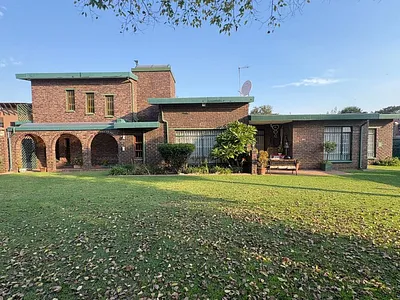 4 Bedroom House For Sale in Boksburg - uIcH.webp