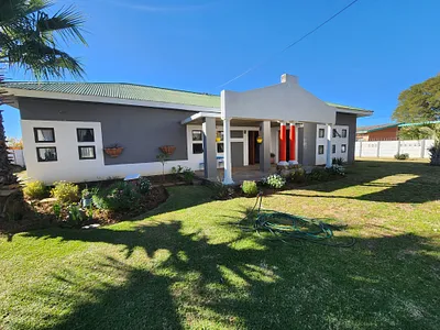 3 Bedroom House For Sale in Hennenman - Mjs6.webp