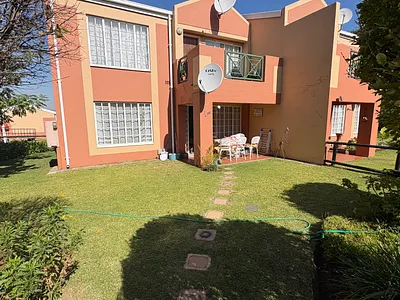 2 Bedroom Townhouse For Sale in Benoni - XFDQ.webp