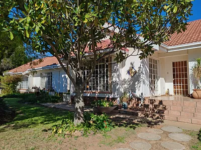 4 Bedroom House For Sale in Vredefort - DnEi.webp