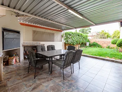 2 Bedroom Townhouse For Sale in Pretoria - LJUB.webp