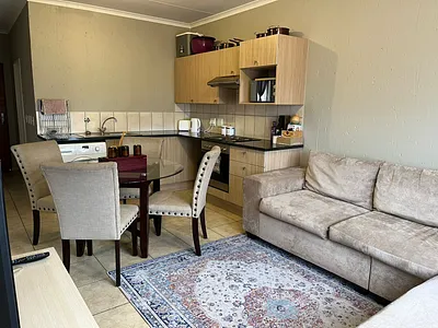 2 Bedroom Apartment For Sale in Randburg - QtQT.webp