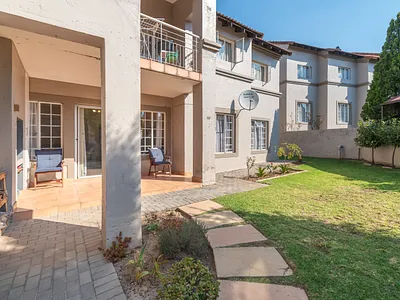 2 Bedroom Apartment For Sale in Randburg - JSJN.webp