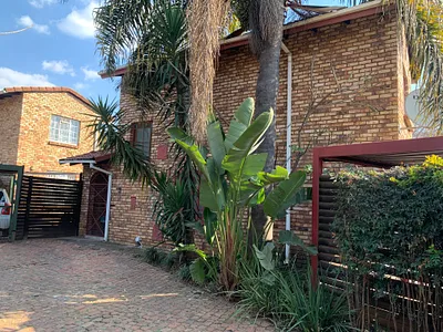 2 Bedroom Apartment For Sale in Pretoria - img