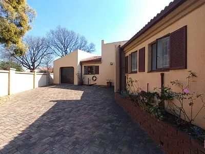 2 Bedroom House For Sale in Boksburg - img