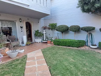 3 Bedroom Townhouse For Sale in Welkom - eUcK.webp