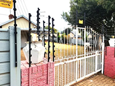 4 Bedroom House For Sale in Johannesburg - B0ua.webp