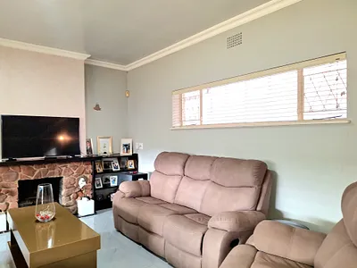 4 Bedroom House For Sale in Johannesburg - pecc.webp