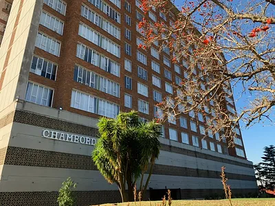 2 Bedroom Apartment For Sale in Pretoria - kAl6.webp