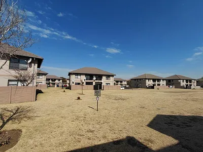 3 Bedroom Apartment For Sale in Boksburg - AVh5.webp