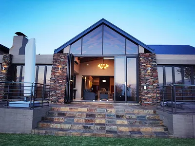 4 Bedroom Townhouse For Sale in Parys - fOdY.webp