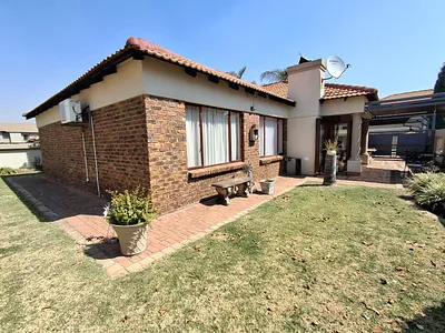 3 Bedroom House For Sale in Brakpan - DWRH.webp
