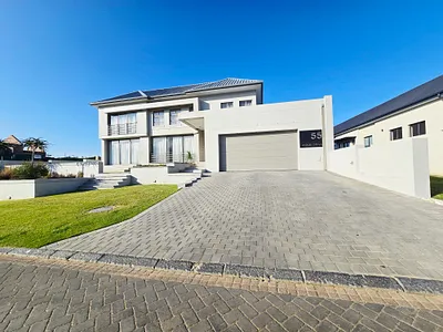 4 Bedroom House For Sale in George - RJgA.webp