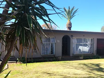 3 Bedroom House For Sale in Parys - img