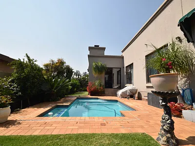 4 Bedroom Townhouse For Sale in Randburg - img