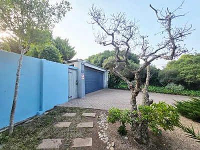 3 Bedroom House For Sale in Wilderness - iChl.webp