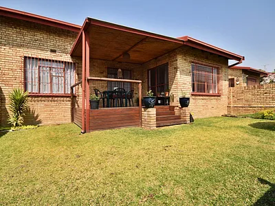 3 Bedroom Townhouse For Sale in Randburg - b4ty.webp