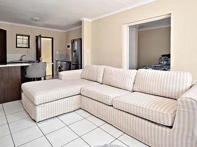 1 Bedroom Apartment For Sale in Randburg - HNqt.webp