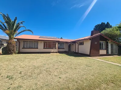 4 Bedroom House For Sale in Parys - img