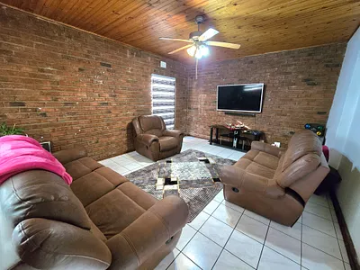 3 Bedroom Apartment To Rent in Randburg - VZZT.webp