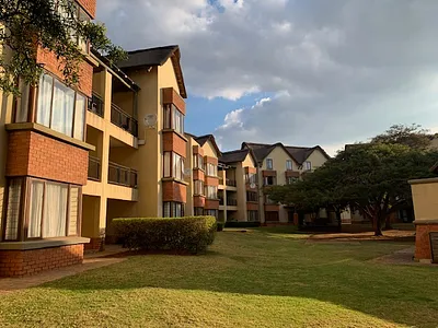 2 Bedroom Townhouse To Rent in Pretoria - img