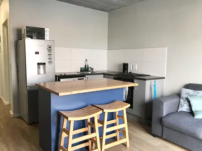 2 Bedroom Apartment To Rent in Cape Town - hswM.webp